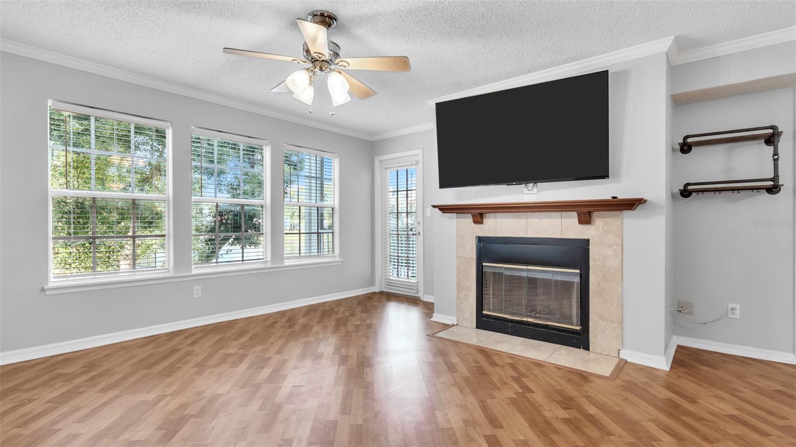 Image 6 of 32 For 3275 Haviland Court 202