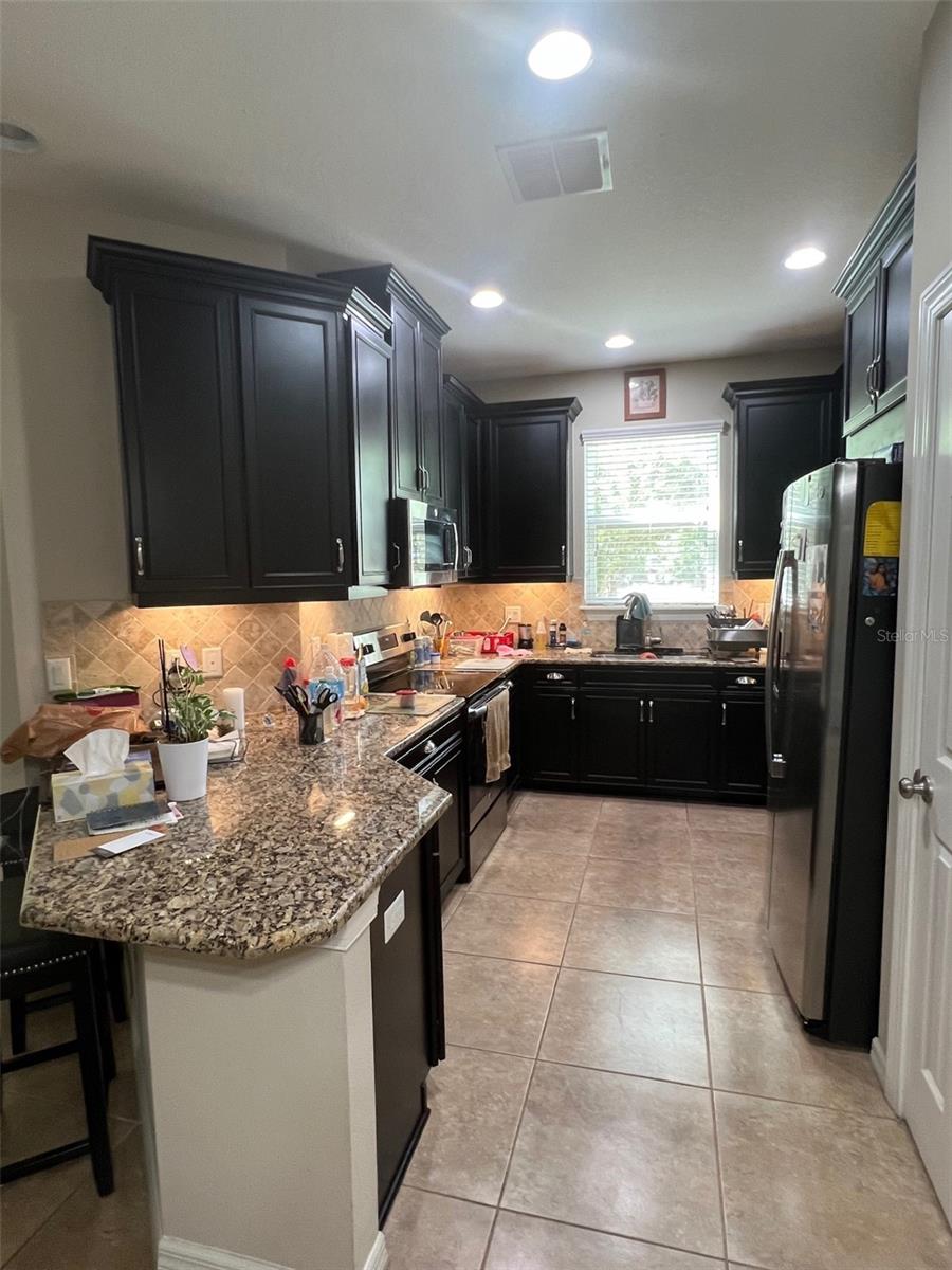 Image 3 of 18 For 1605 Vineyard Lane