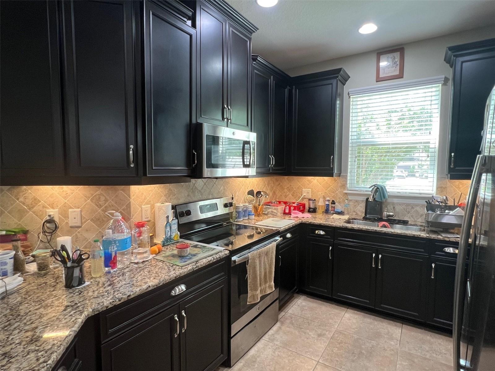 Image 4 of 18 For 1605 Vineyard Lane