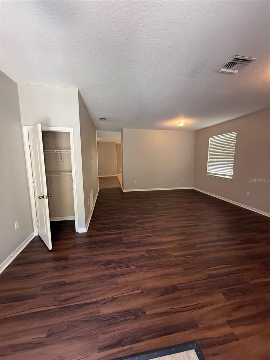 Image 4 of 18 For 11920 Palm Bay Court