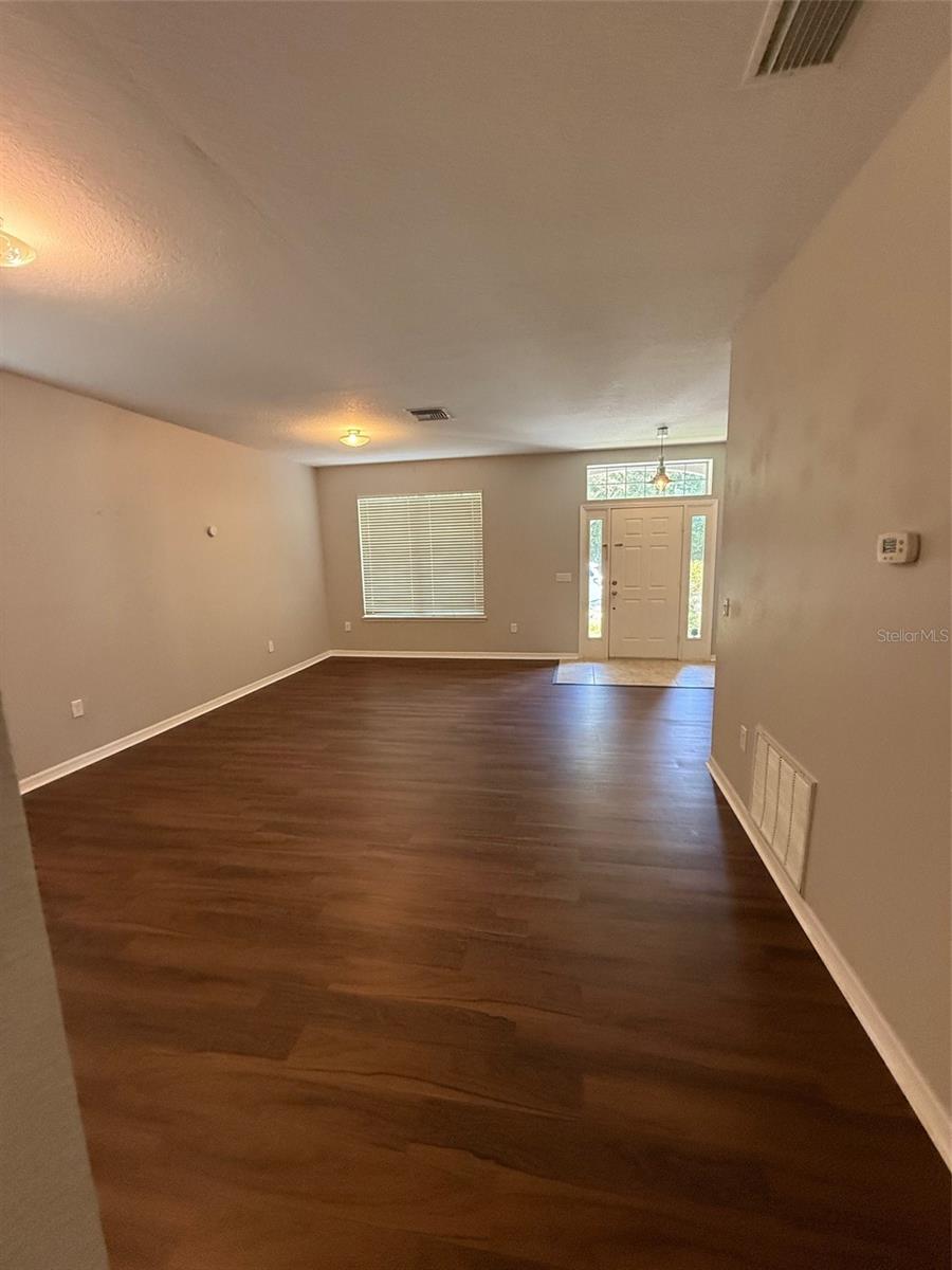 Image 5 of 18 For 11920 Palm Bay Court