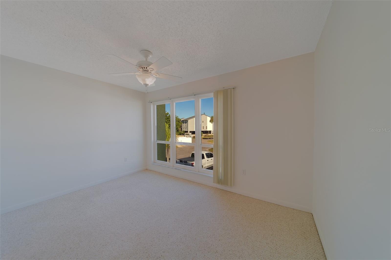 Image 30 of 68 For 1 Windrush Boulevard 28