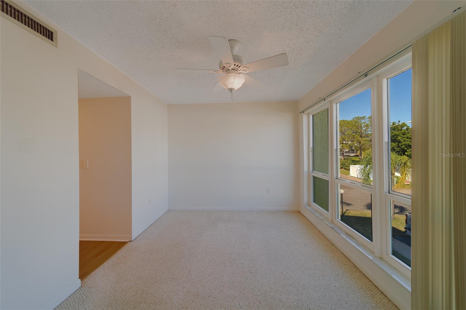 Image 31 of 68 For 1 Windrush Boulevard 28