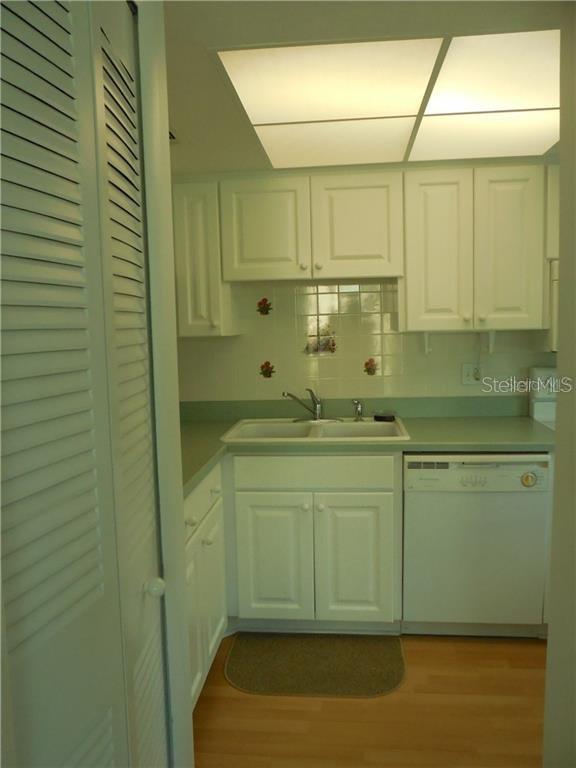 Image 4 of 23 For 1 Windrush Boulevard 28