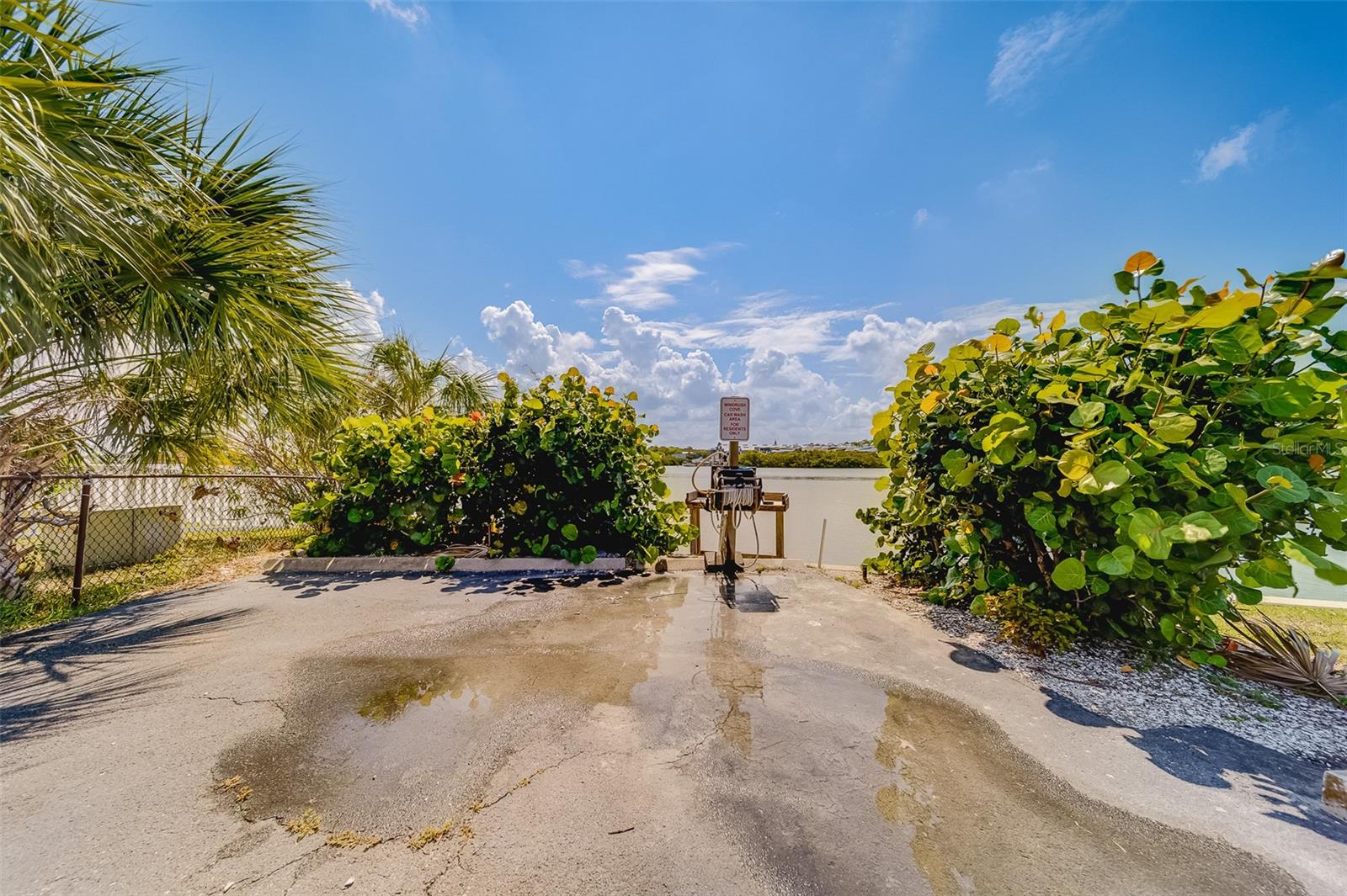 Image 54 of 68 For 1 Windrush Boulevard 28