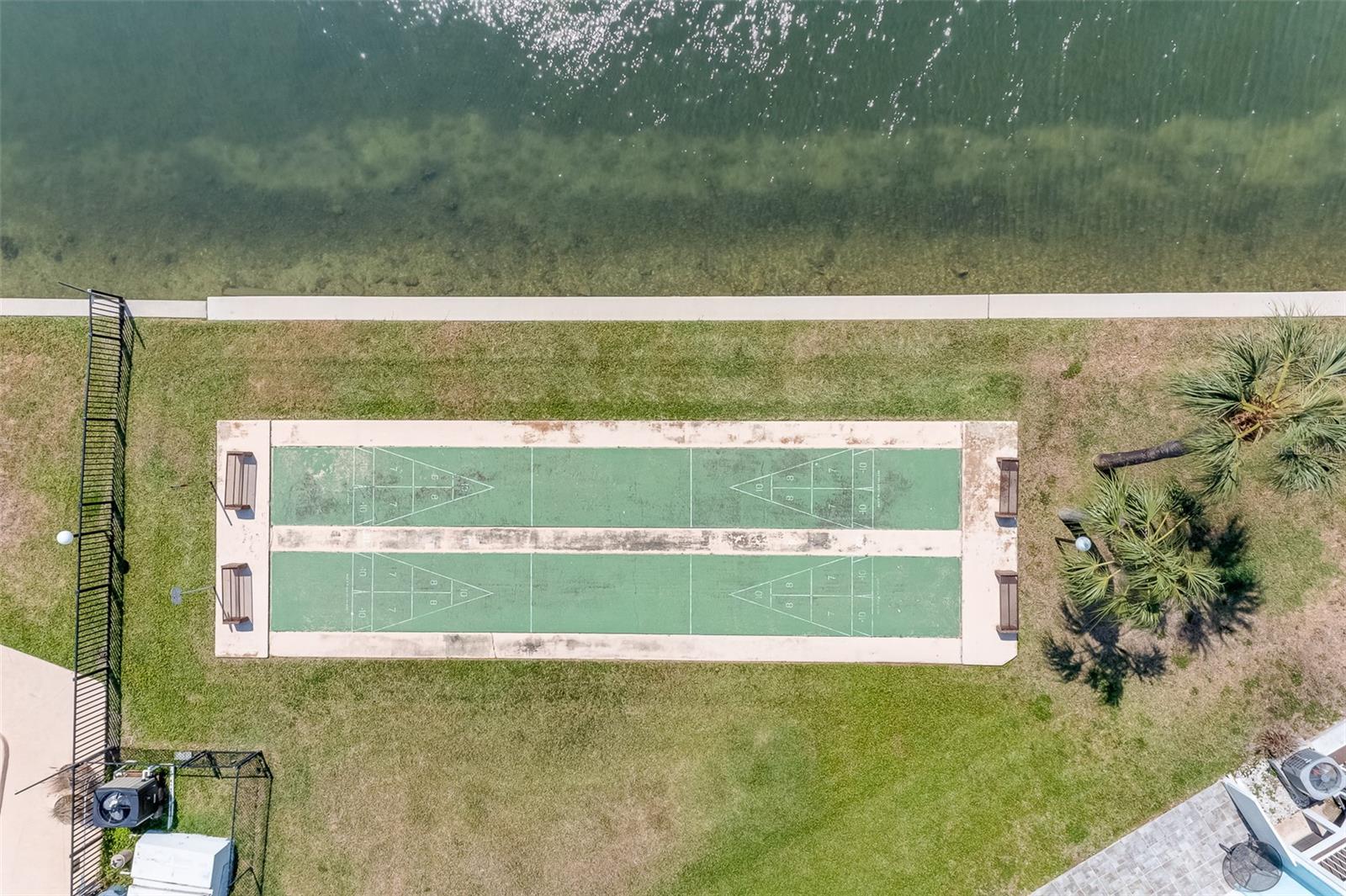 Image 61 of 68 For 1 Windrush Boulevard 28