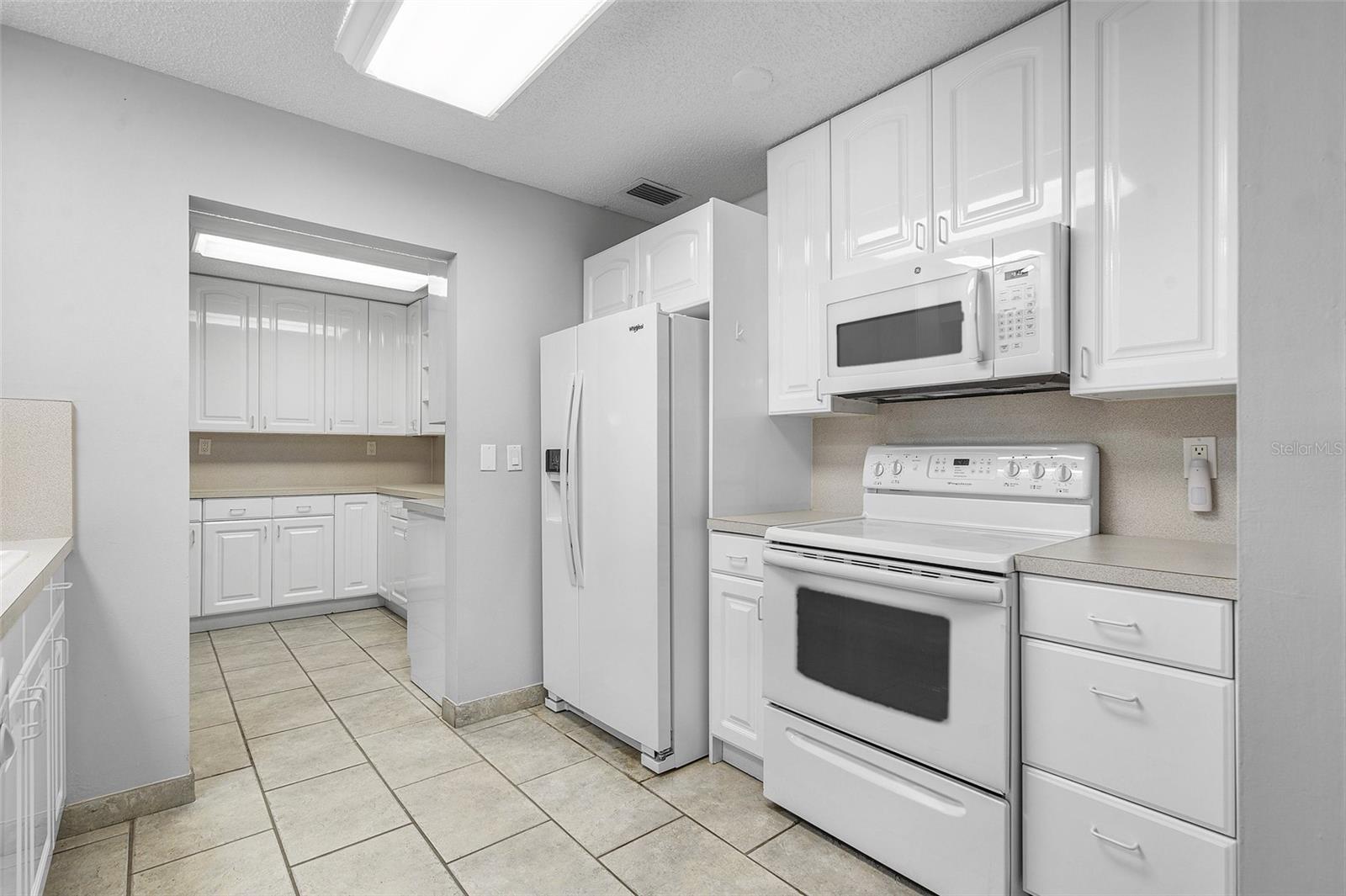 Image 18 of 58 For 1650 82nd Terrace