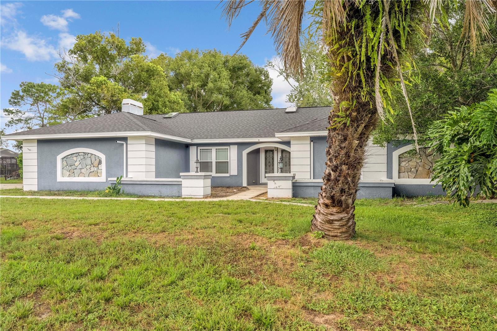 Image 13 of 52 For 15059 Woodbury Road