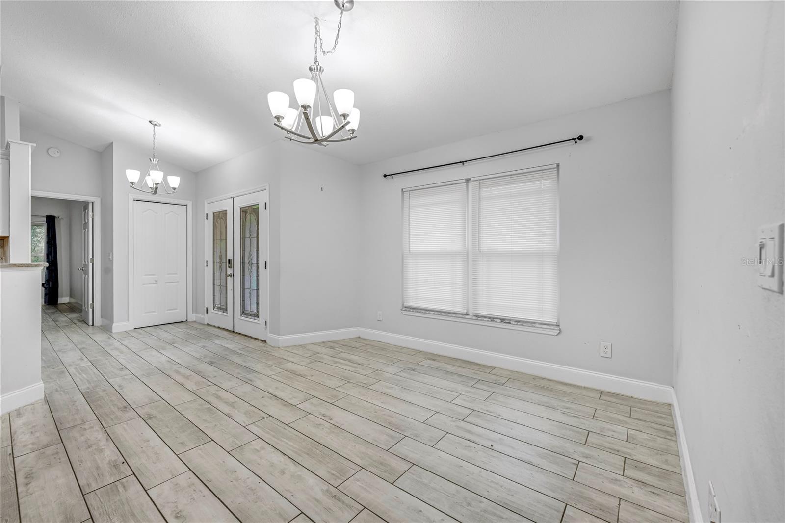 Image 19 of 52 For 15059 Woodbury Road
