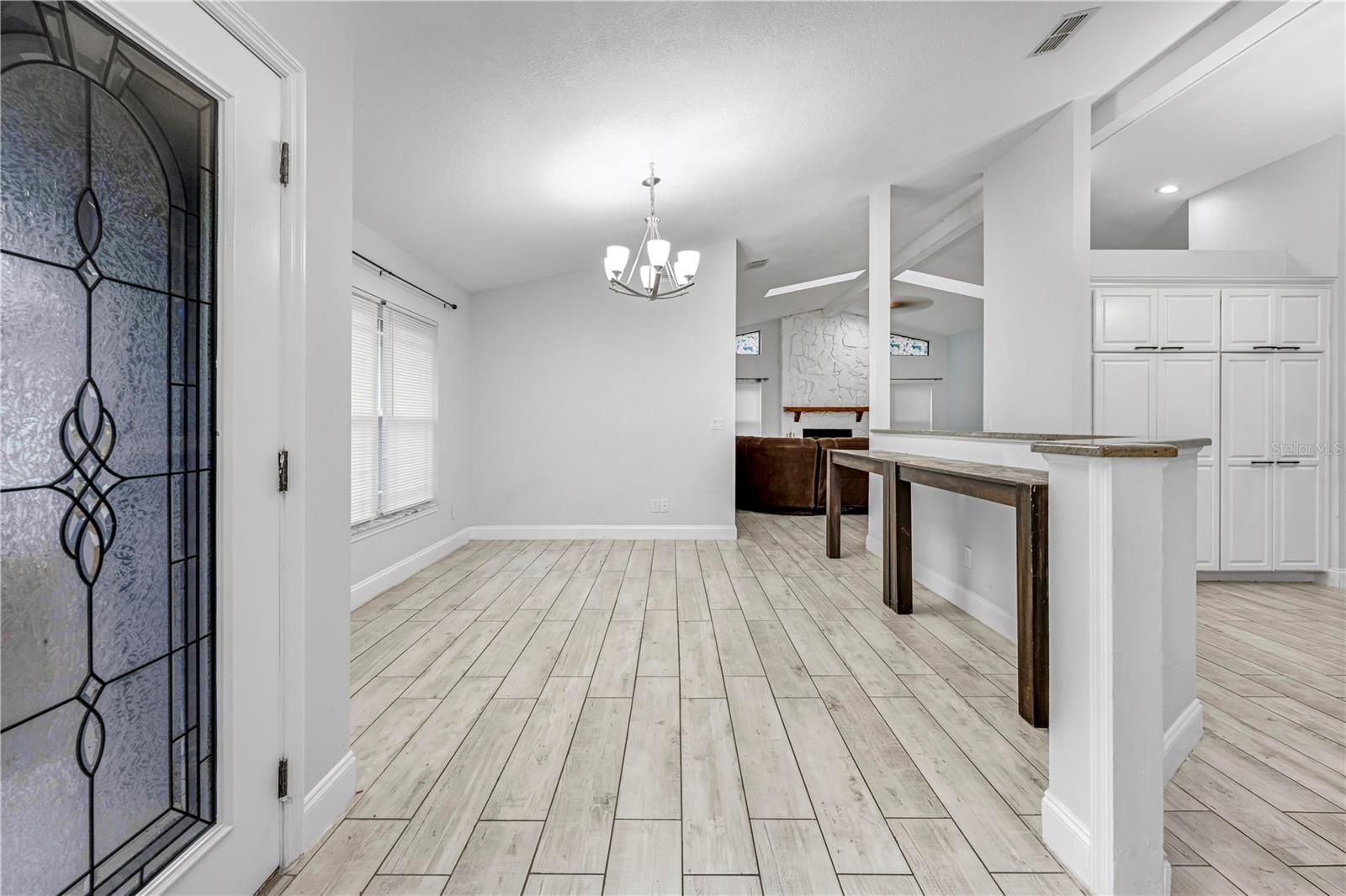 Image 21 of 52 For 15059 Woodbury Road
