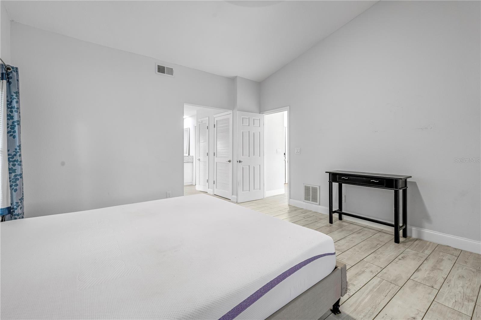 Image 30 of 52 For 15059 Woodbury Road