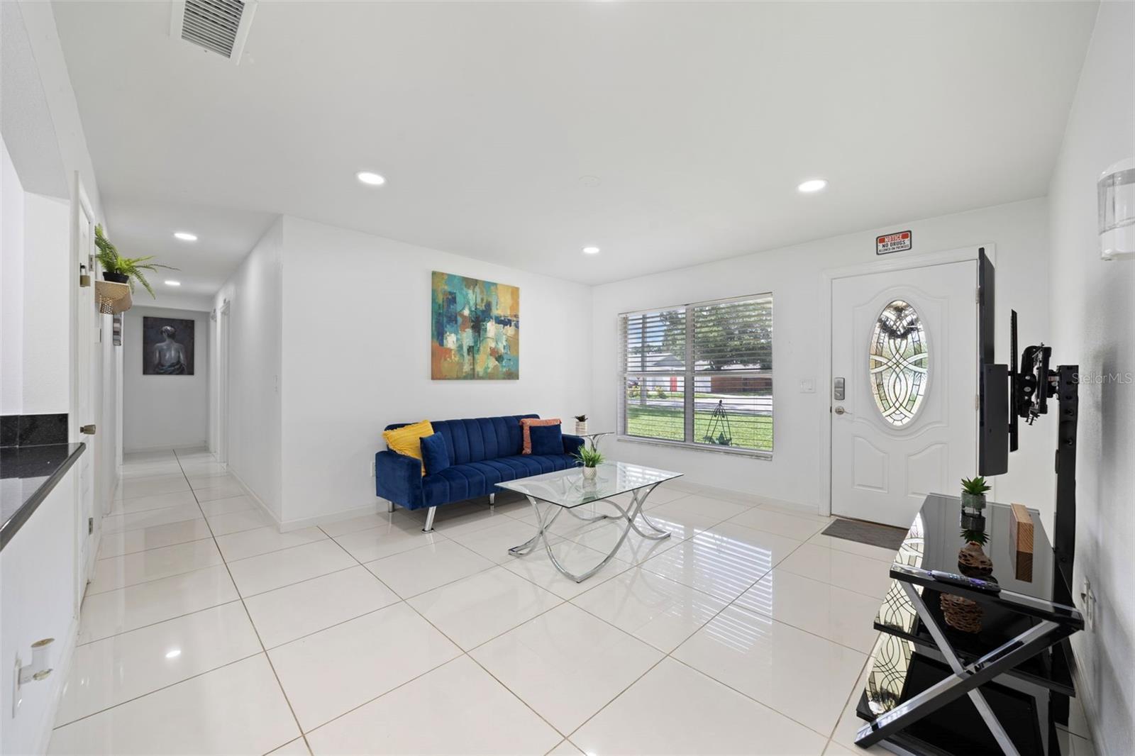 Image 13 of 35 For 712 Gateway Lane