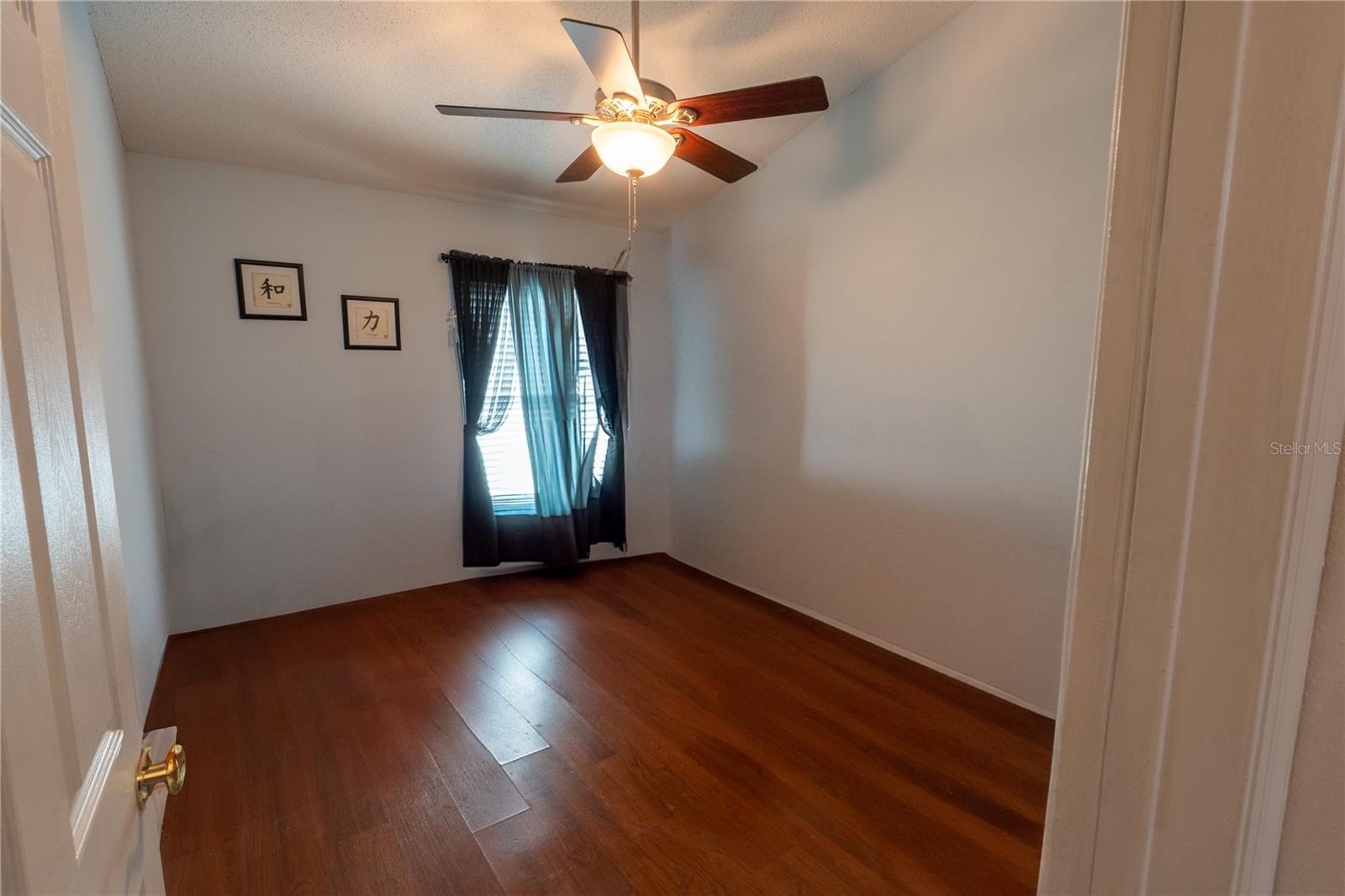 Image 15 of 25 For 14734 Lady Victoria Boulevard