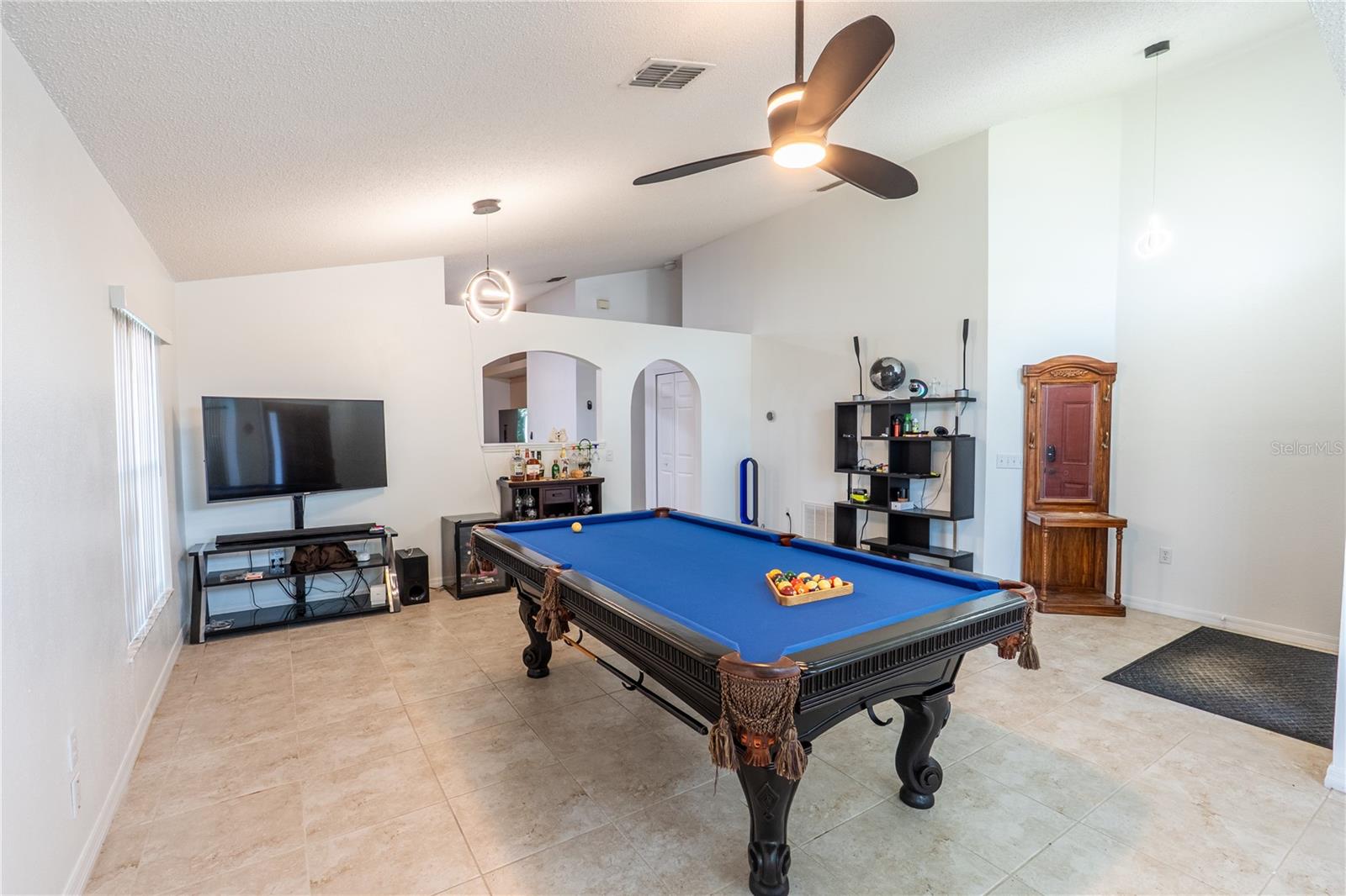 Image 4 of 25 For 14734 Lady Victoria Boulevard