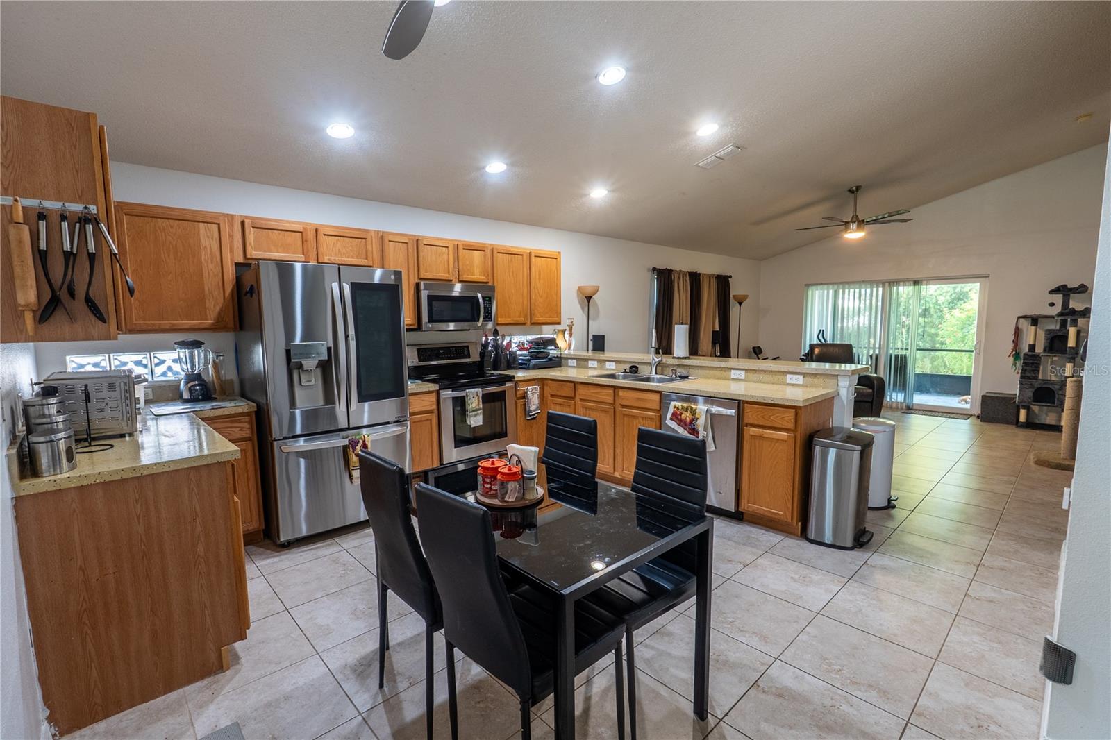 Image 5 of 25 For 14734 Lady Victoria Boulevard