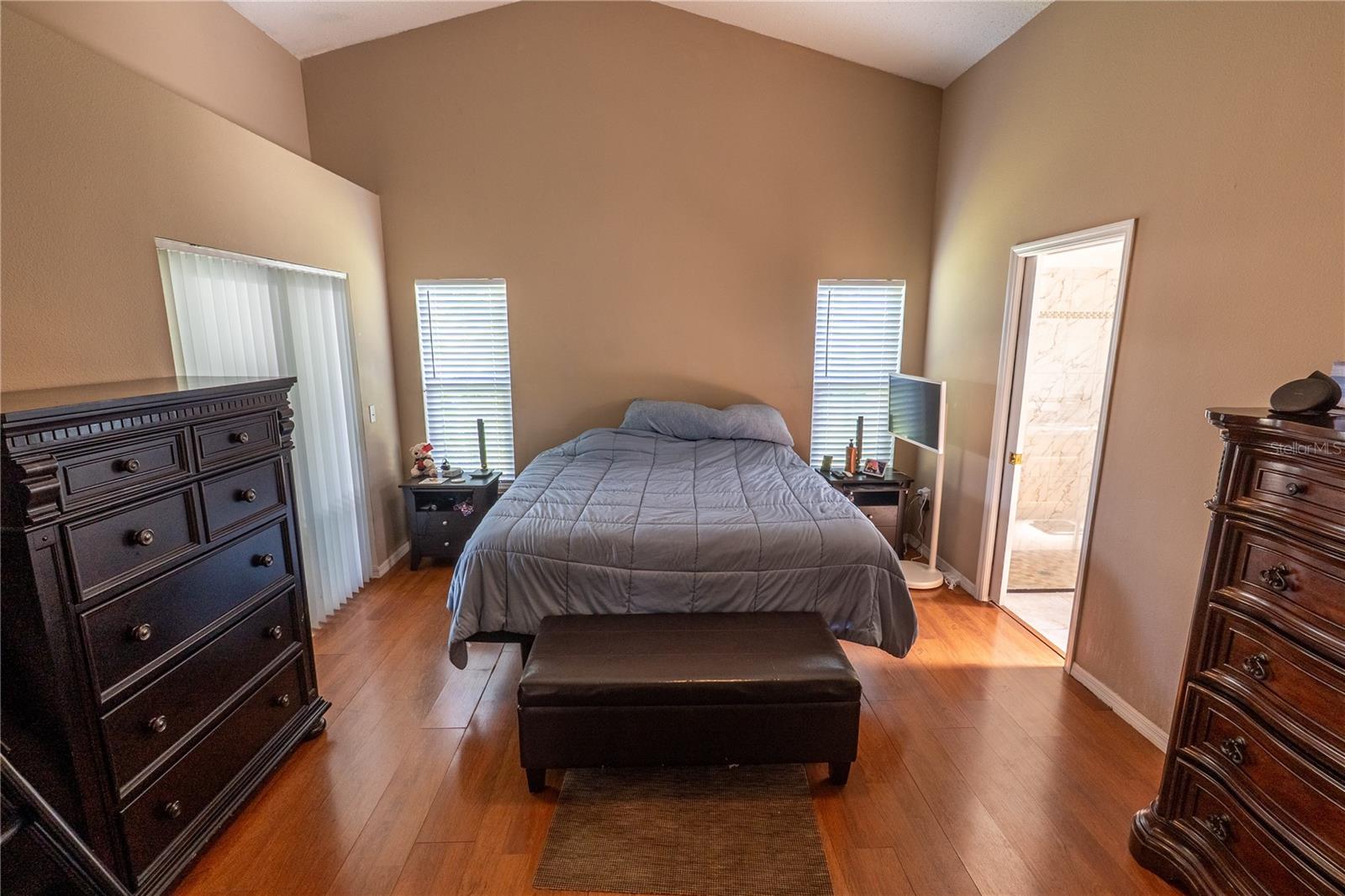 Image 9 of 25 For 14734 Lady Victoria Boulevard