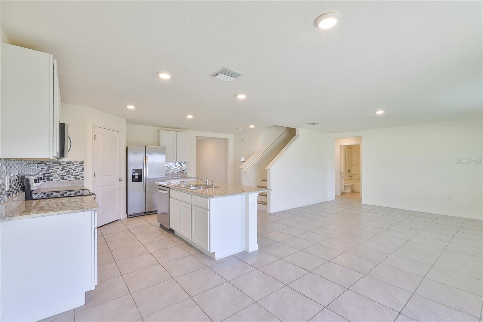 Image 13 of 42 For 12159 Kingsley Trail