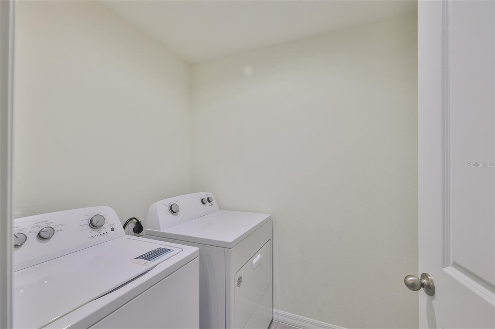 Image 36 of 42 For 12159 Kingsley Trail