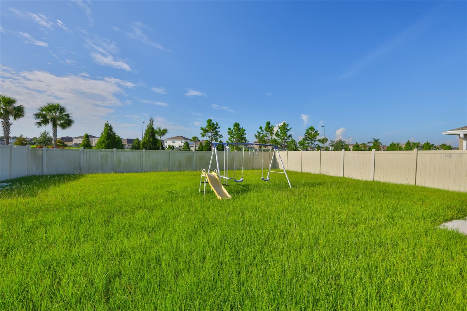 Image 37 of 42 For 12159 Kingsley Trail