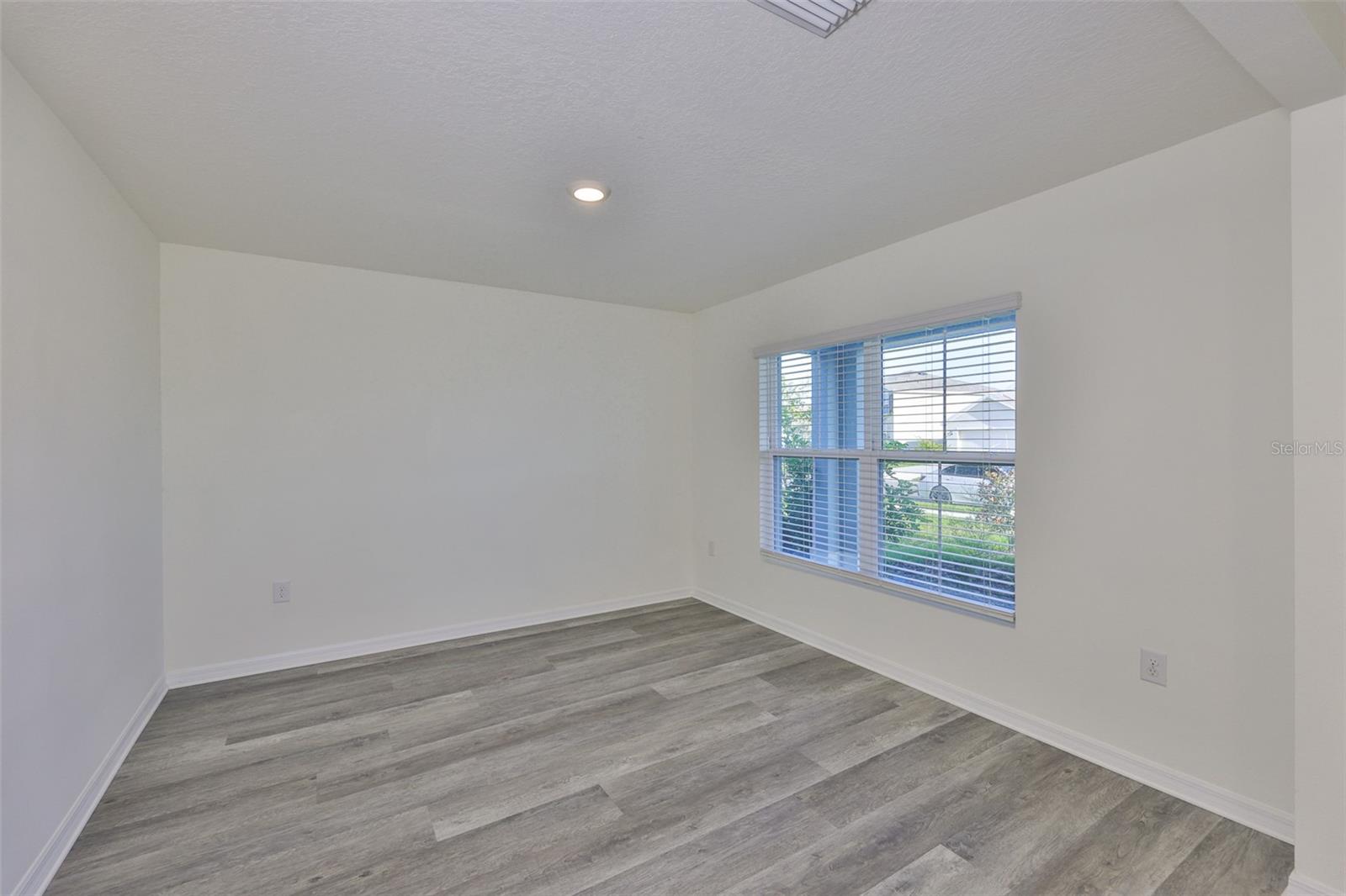 Image 7 of 42 For 12159 Kingsley Trail