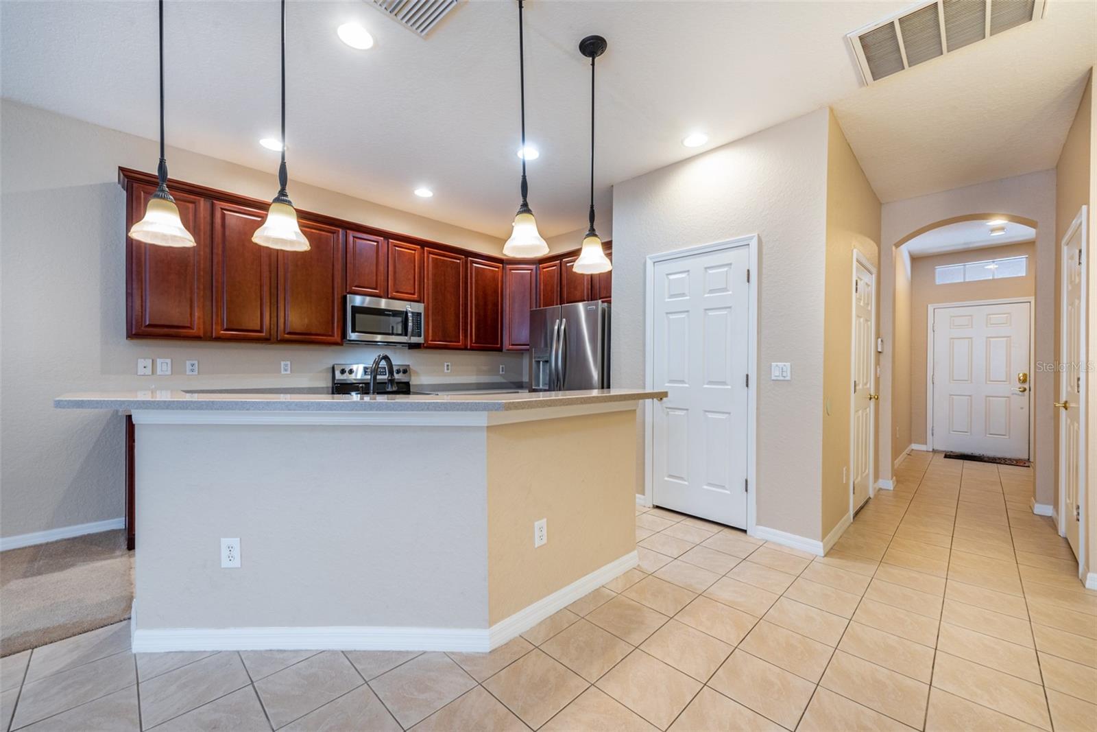 Image 5 of 21 For 1427 Summergate Drive