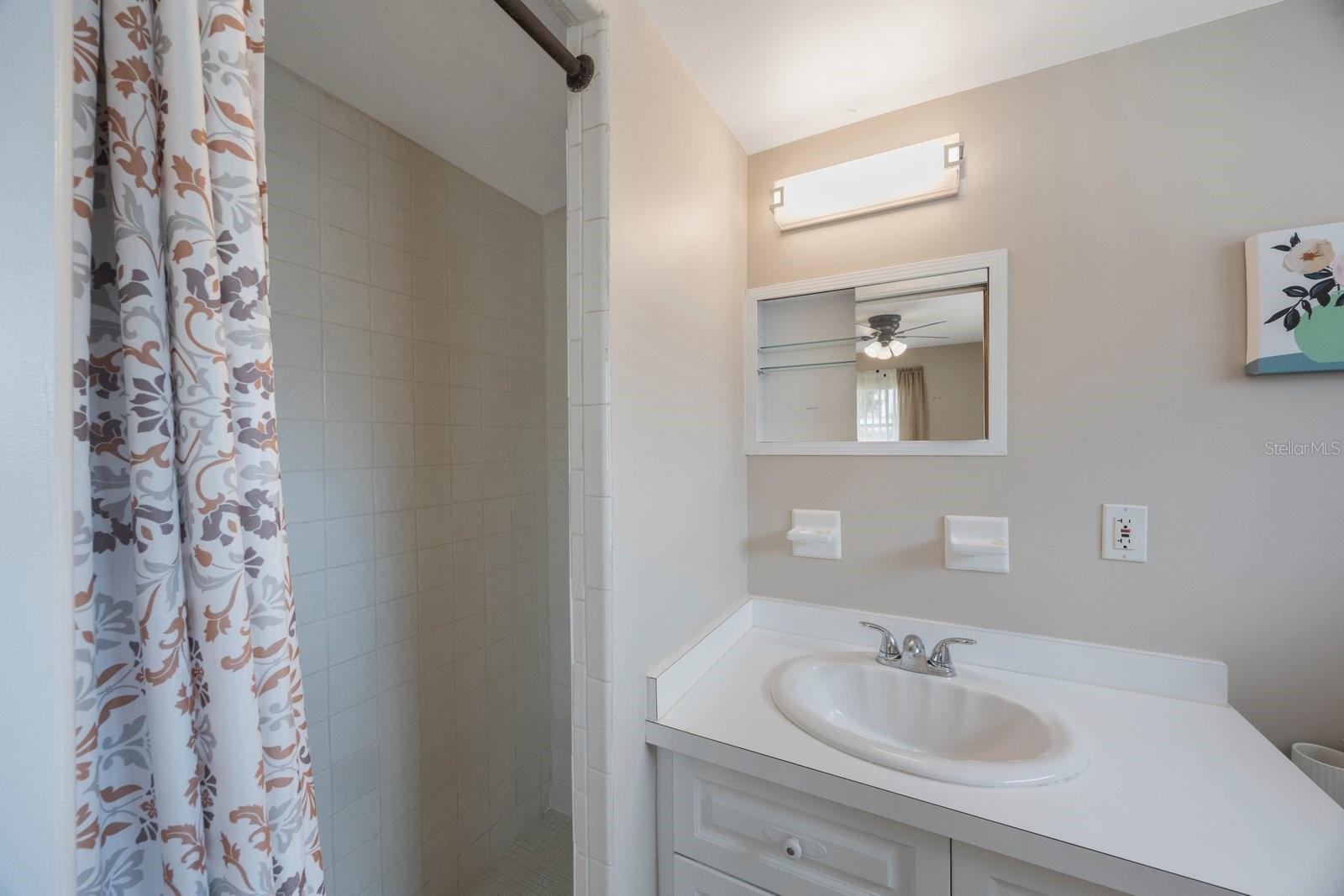 Image 20 of 33 For 722 86th Avenue N