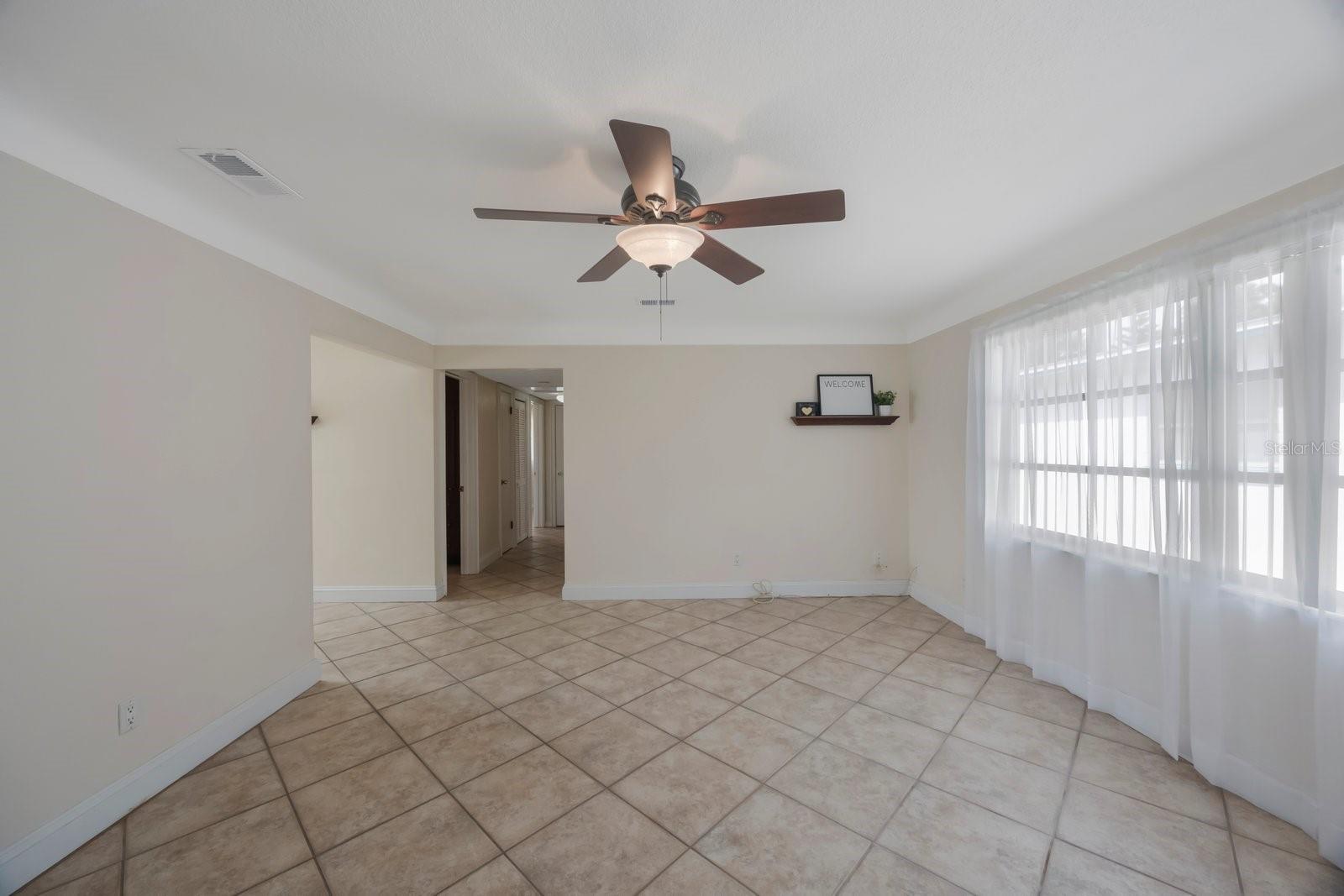 Image 8 of 33 For 722 86th Avenue N