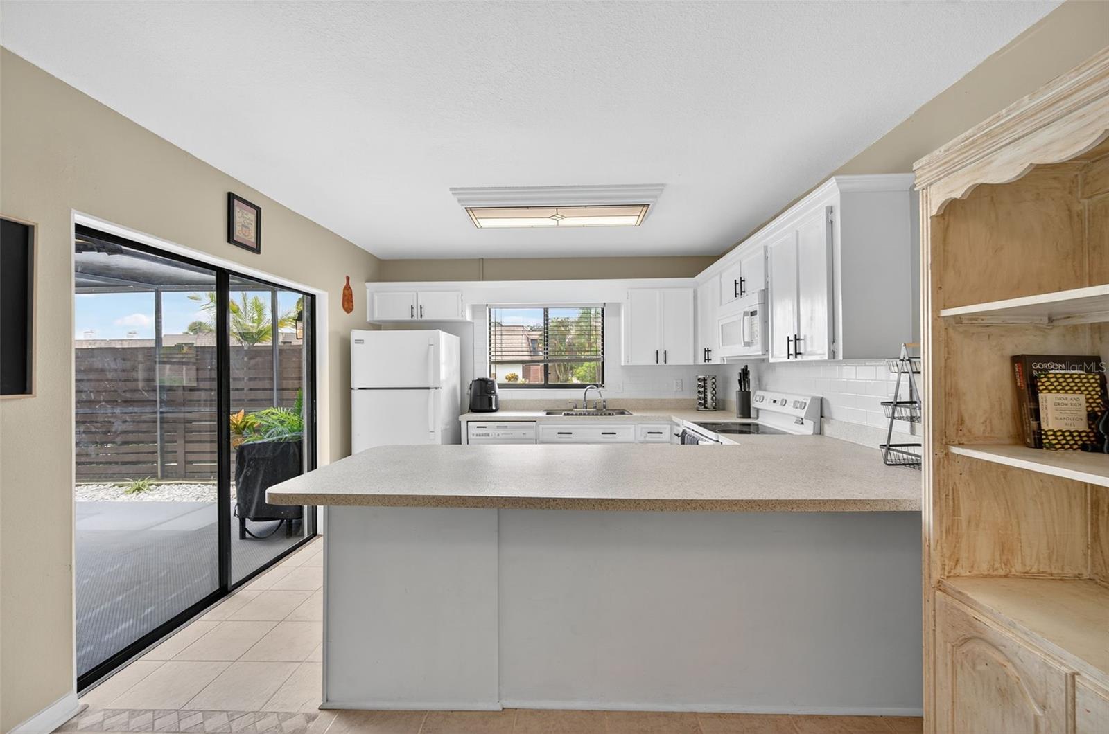 Image 18 of 61 For 15229 Pond Woods Drive