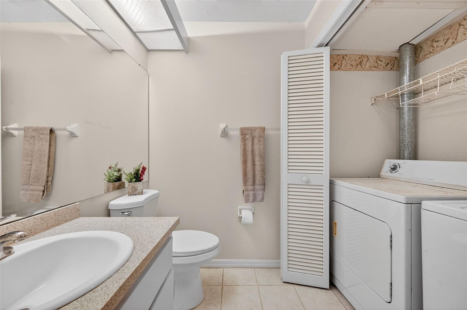 Image 25 of 61 For 15229 Pond Woods Drive