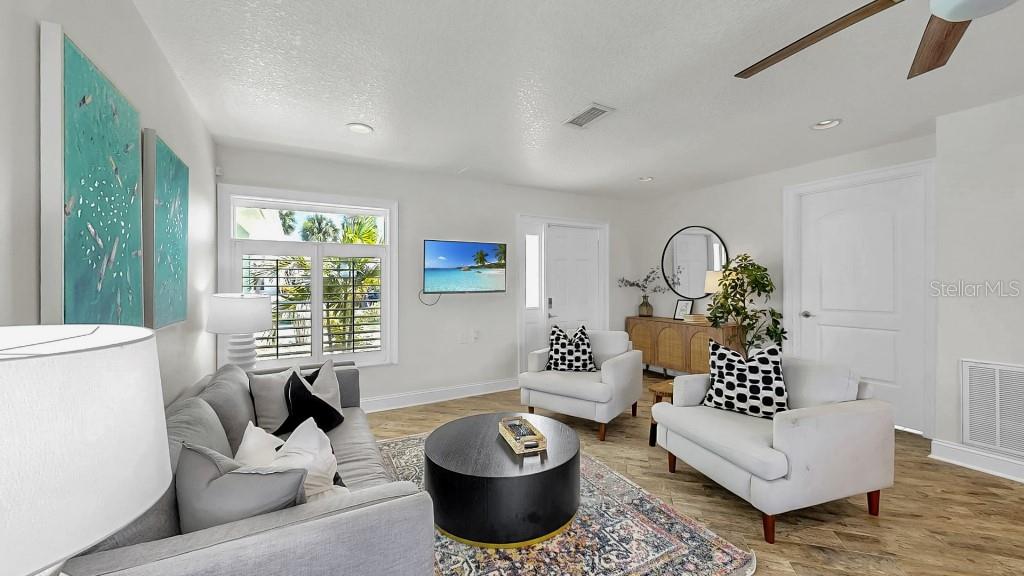 Image 11 of 24 For 1004 Sago Palm Way