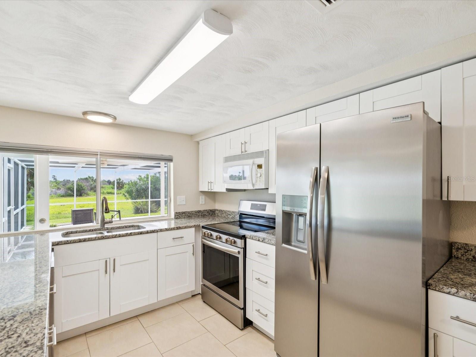 Listing photo id 9 for 3855 Topsail Trail