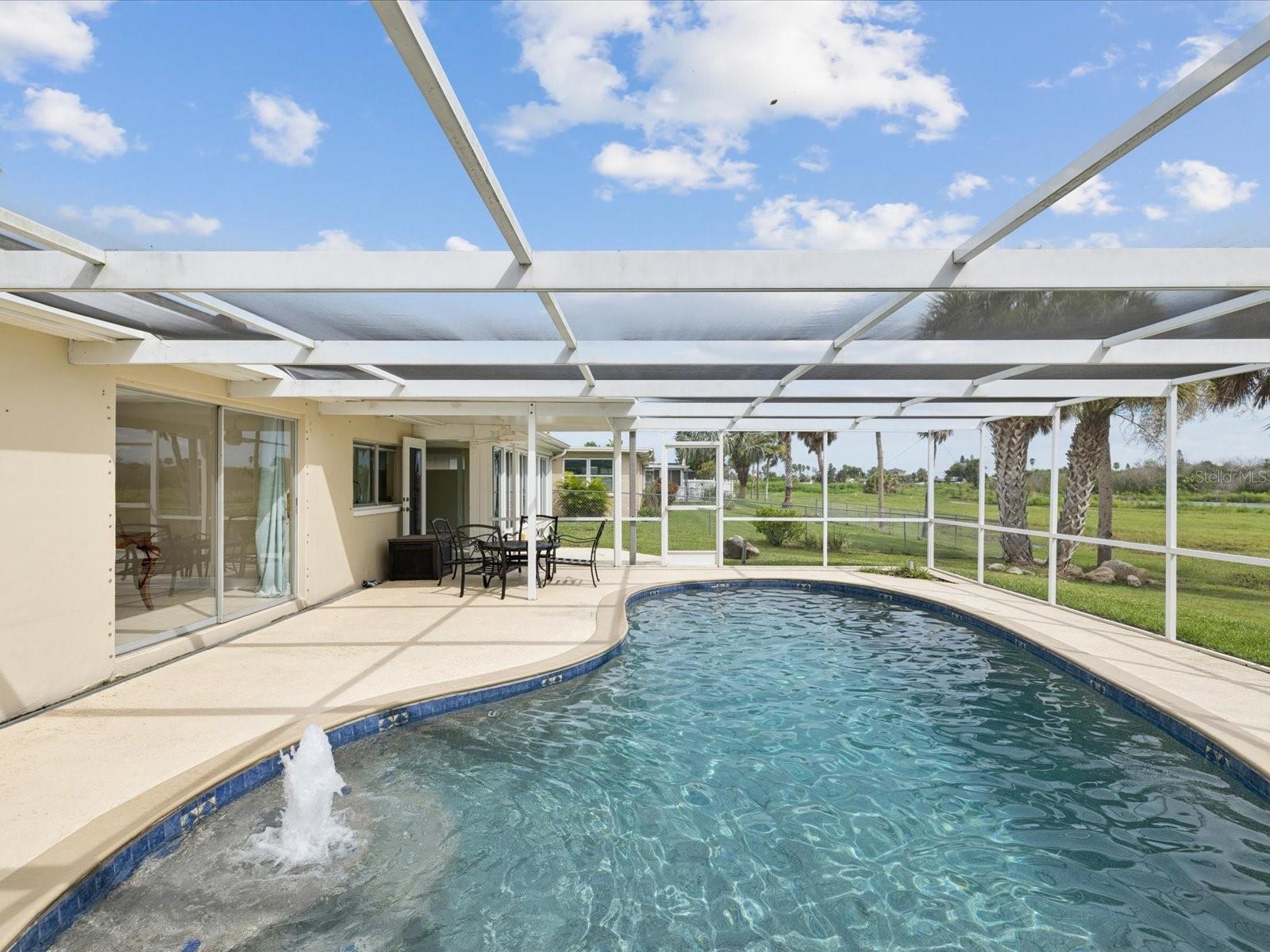 Listing photo id 21 for 3855 Topsail Trail