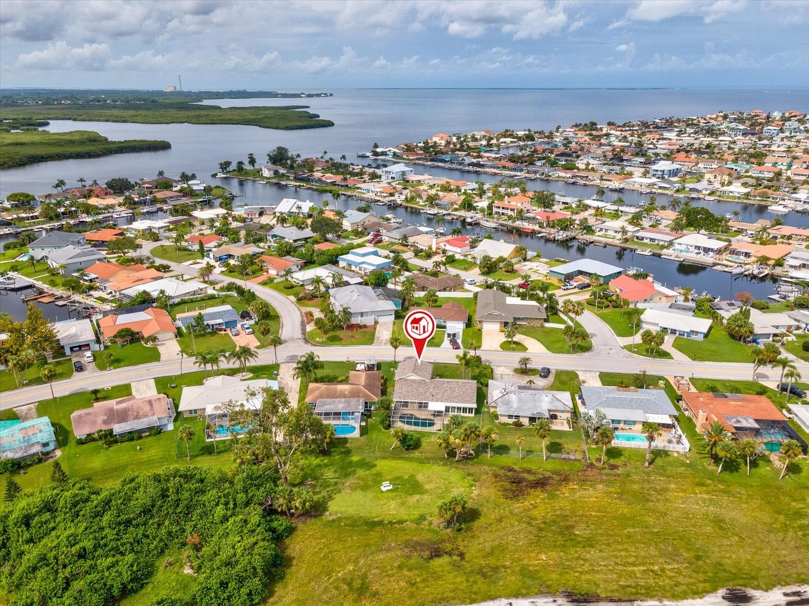Listing photo id 34 for 3855 Topsail Trail