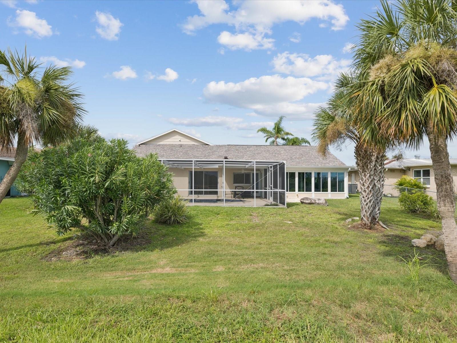 Listing photo id 35 for 3855 Topsail Trail