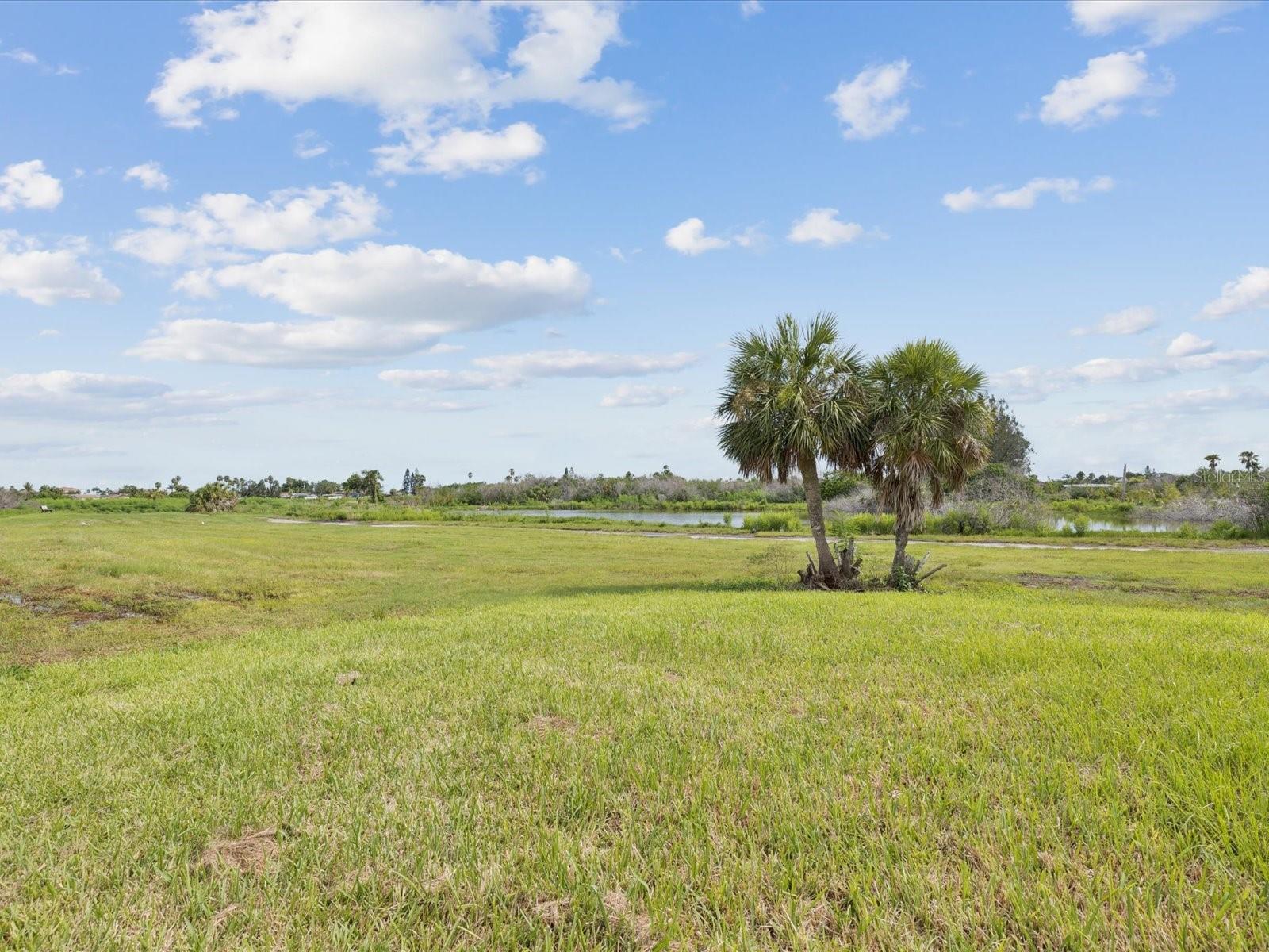 Listing photo id 38 for 3855 Topsail Trail