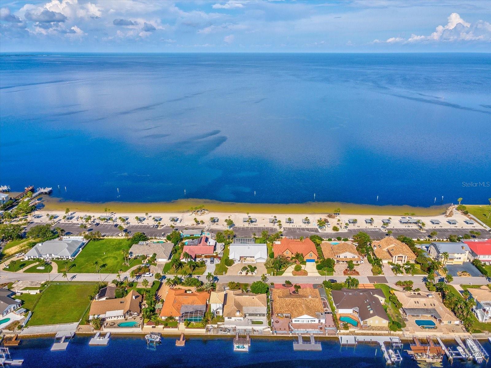 Listing photo id 42 for 3855 Topsail Trail