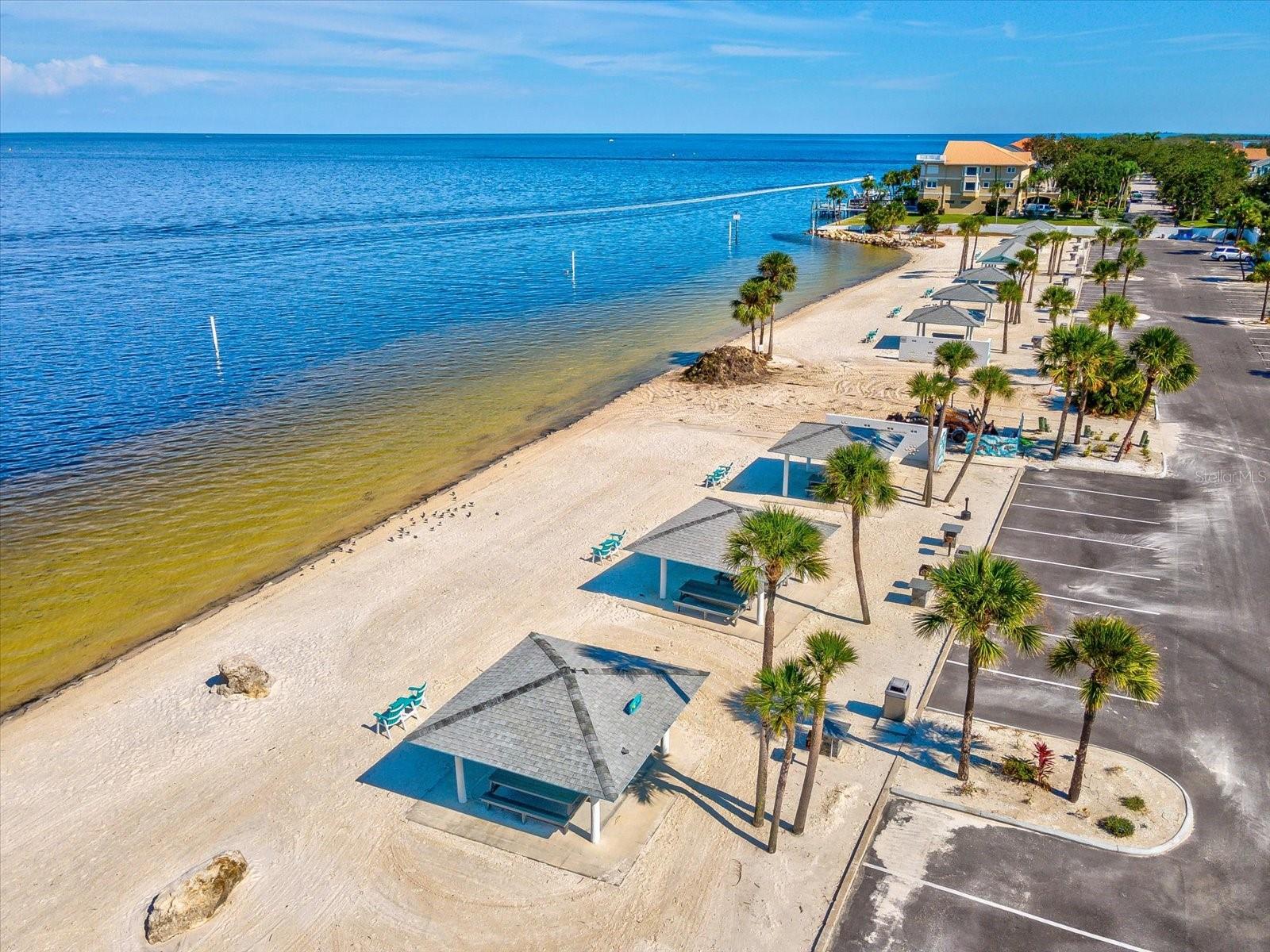 Listing photo id 43 for 3855 Topsail Trail
