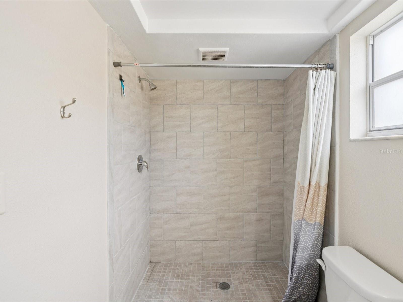 Listing photo id 5 for 3855 Topsail Trail