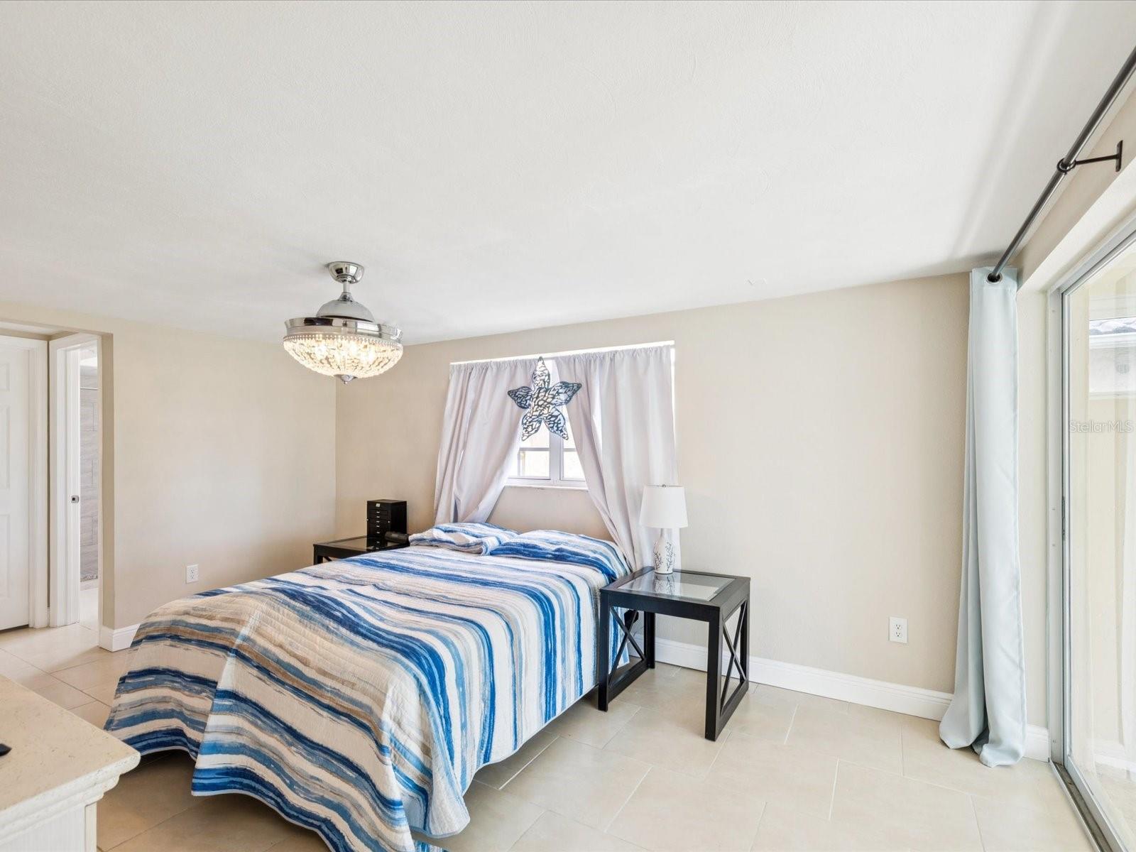 Listing photo id 7 for 3855 Topsail Trail