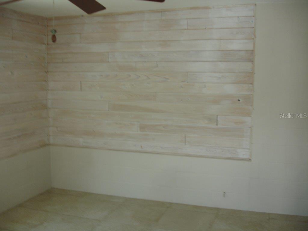 Image 21 of 26 For 5635 20th Avenue N