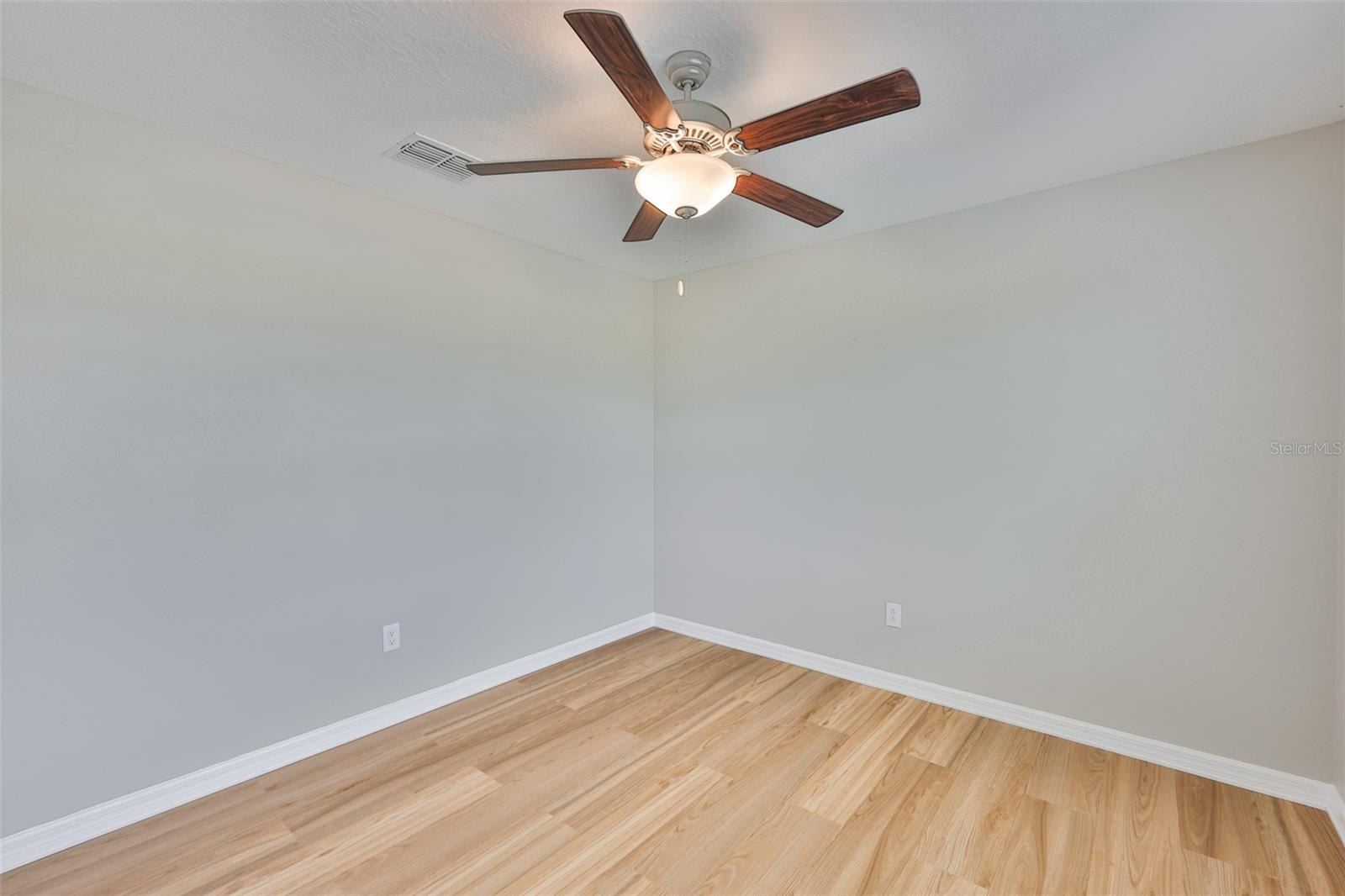 Image 25 of 33 For 10350 Poseidon Way