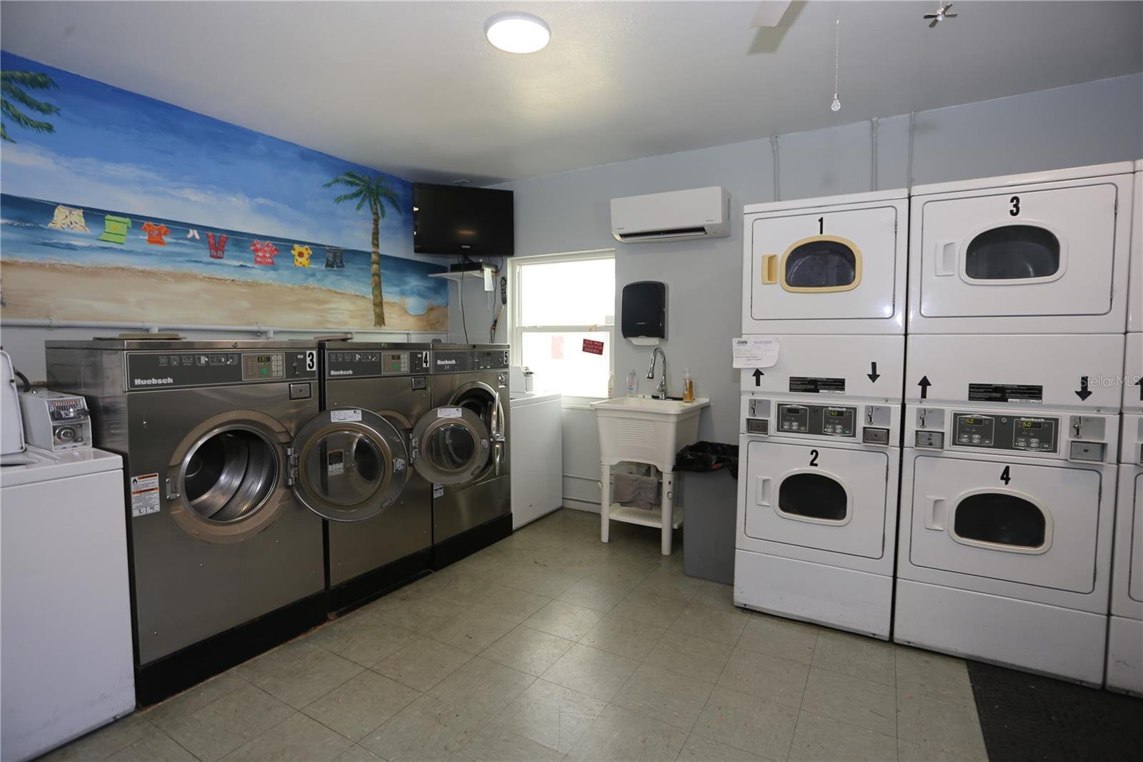 Image 16 of 18 For 801 83rd Avenue N 309