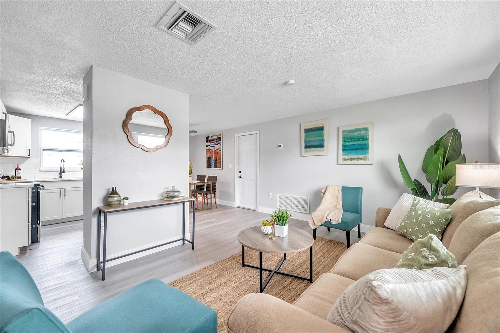 Image 11 of 55 For 7104 Castanea Drive