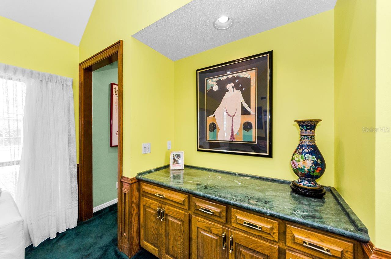 Image 22 of 59 For 10480 Longwood Drive