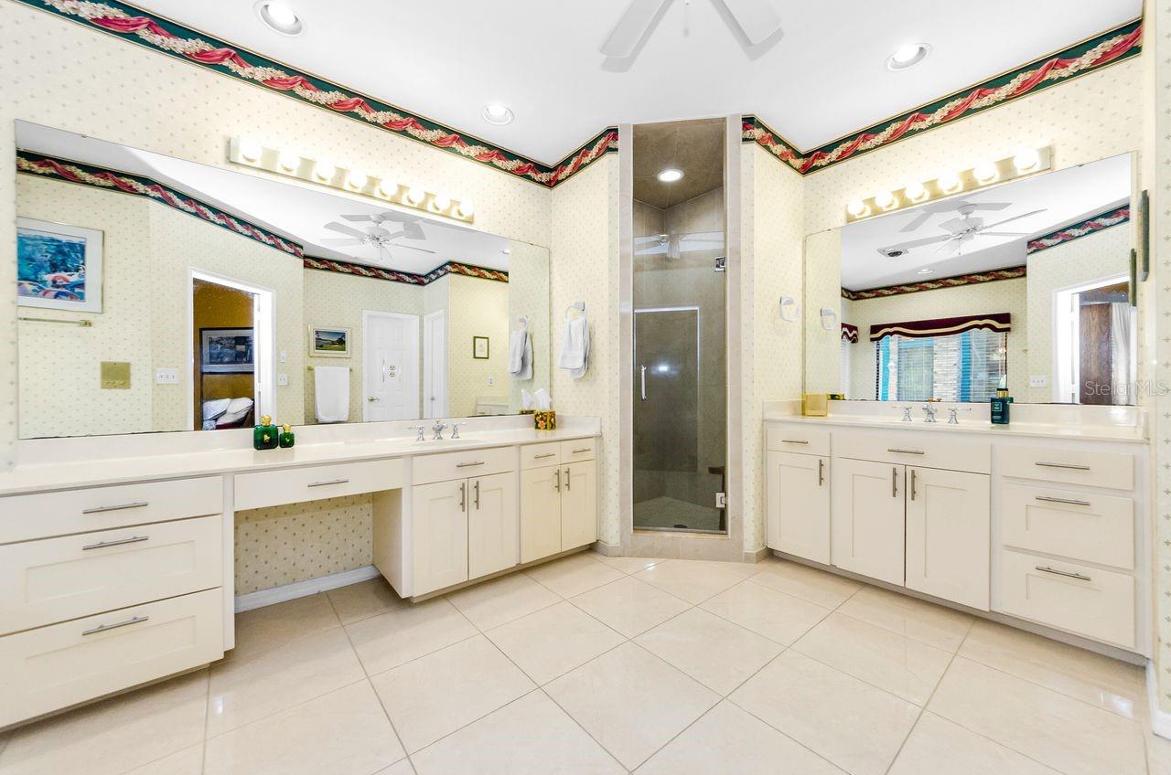 Image 26 of 59 For 10480 Longwood Drive