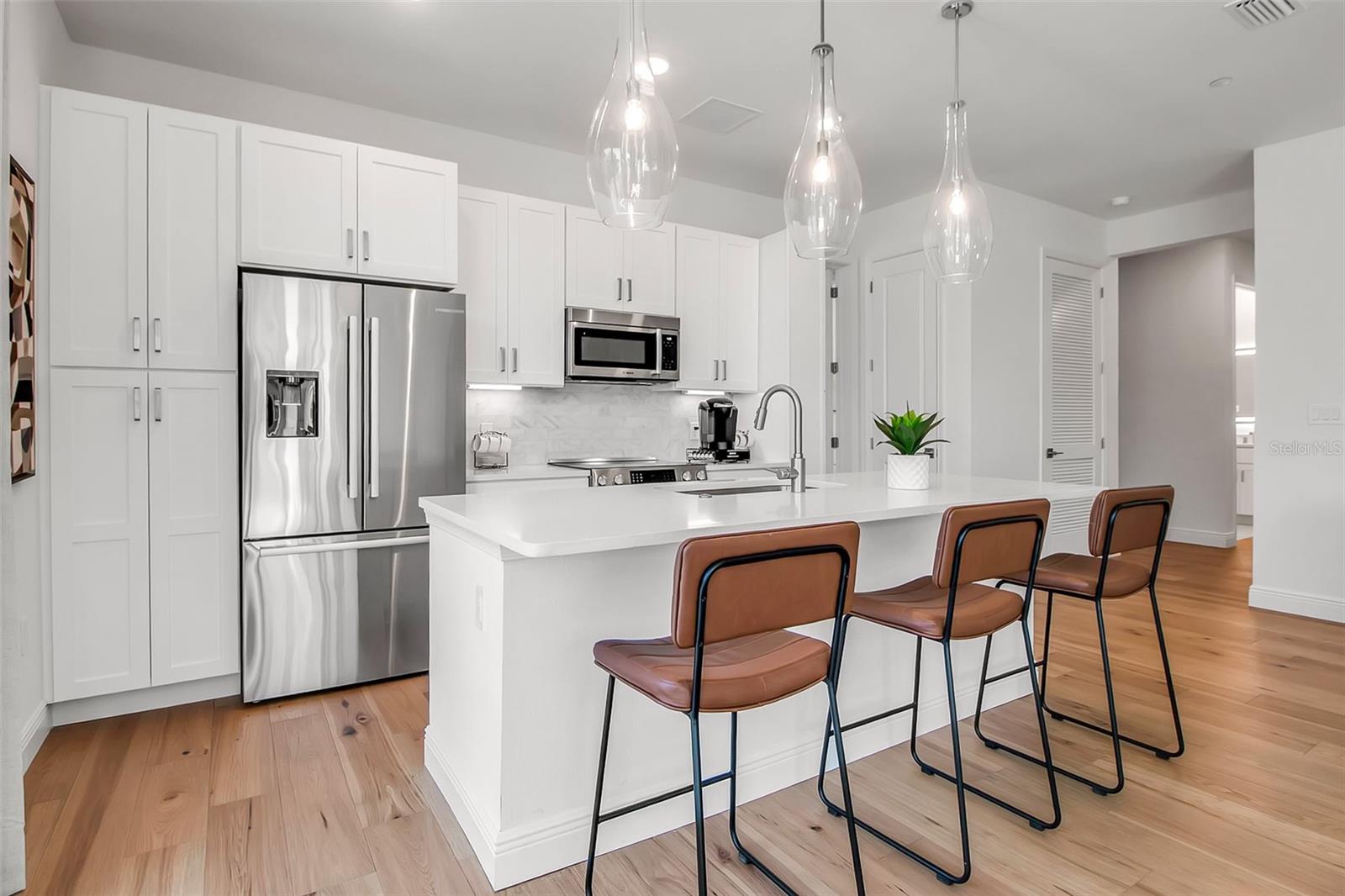 Image 10 of 57 For 600 3rd Avenue S 210