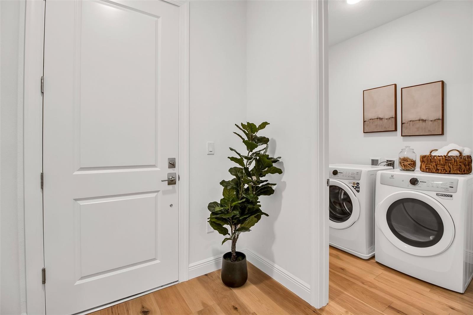 Image 31 of 57 For 600 3rd Avenue S 210