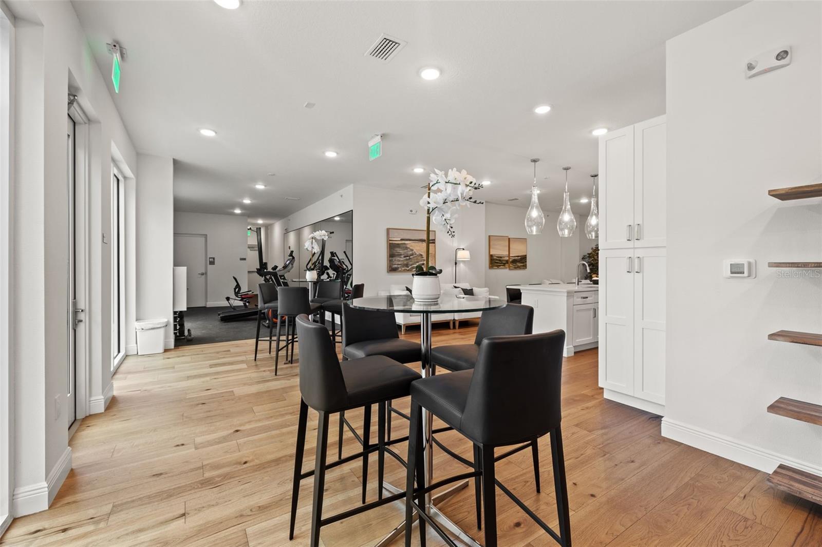 Image 40 of 57 For 600 3rd Avenue S 210