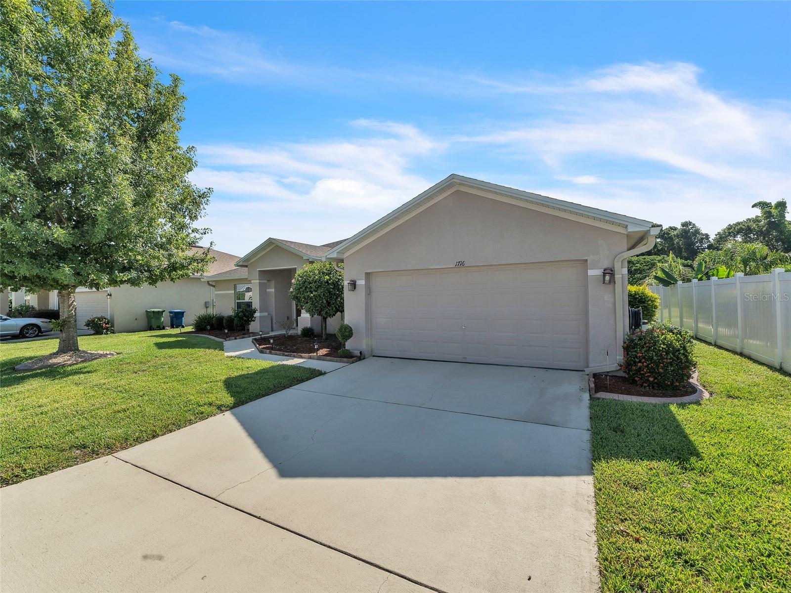 Image 3 of 28 For 1716 Pebble Beach Street