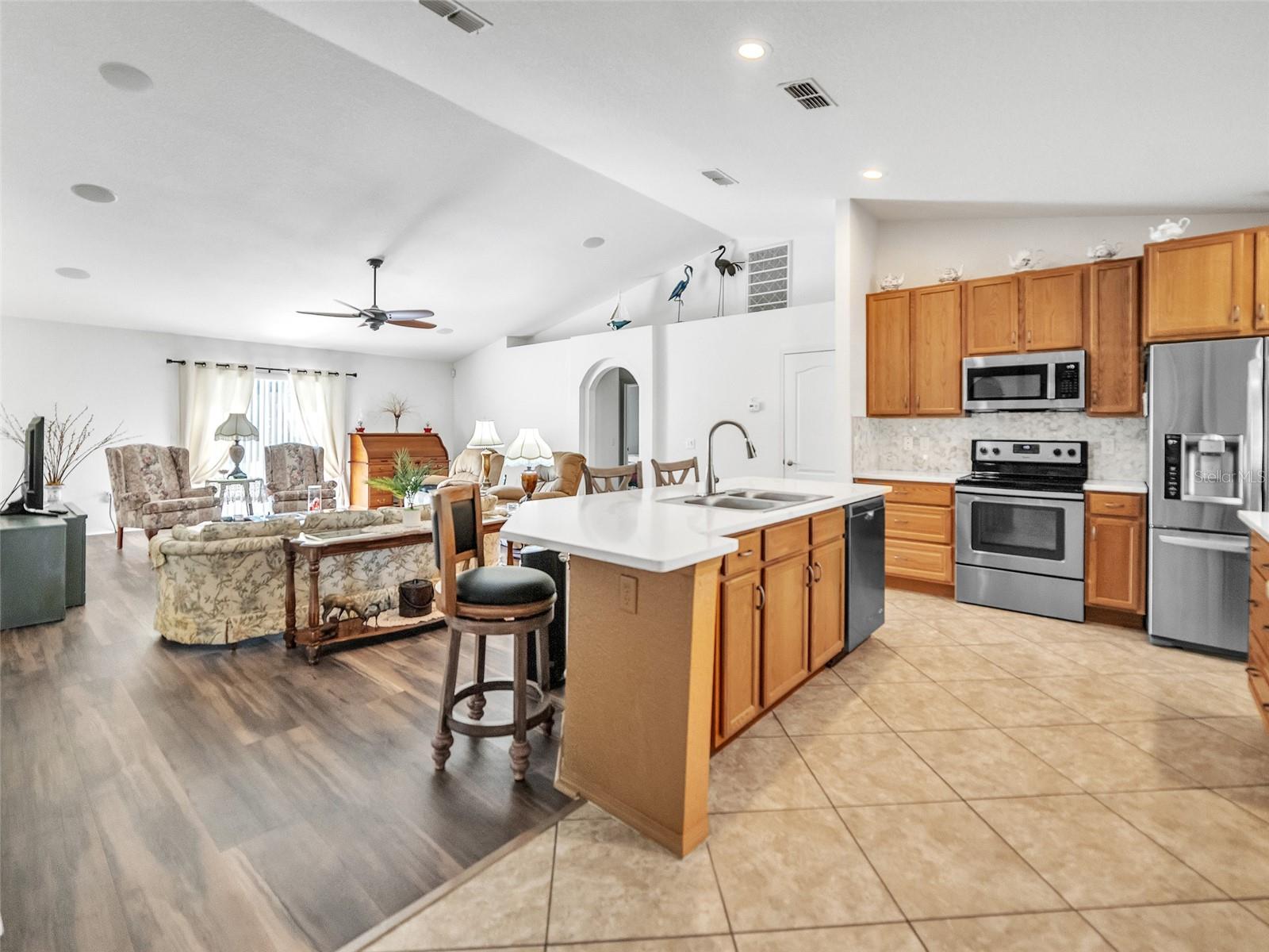 Image 5 of 28 For 1716 Pebble Beach Street